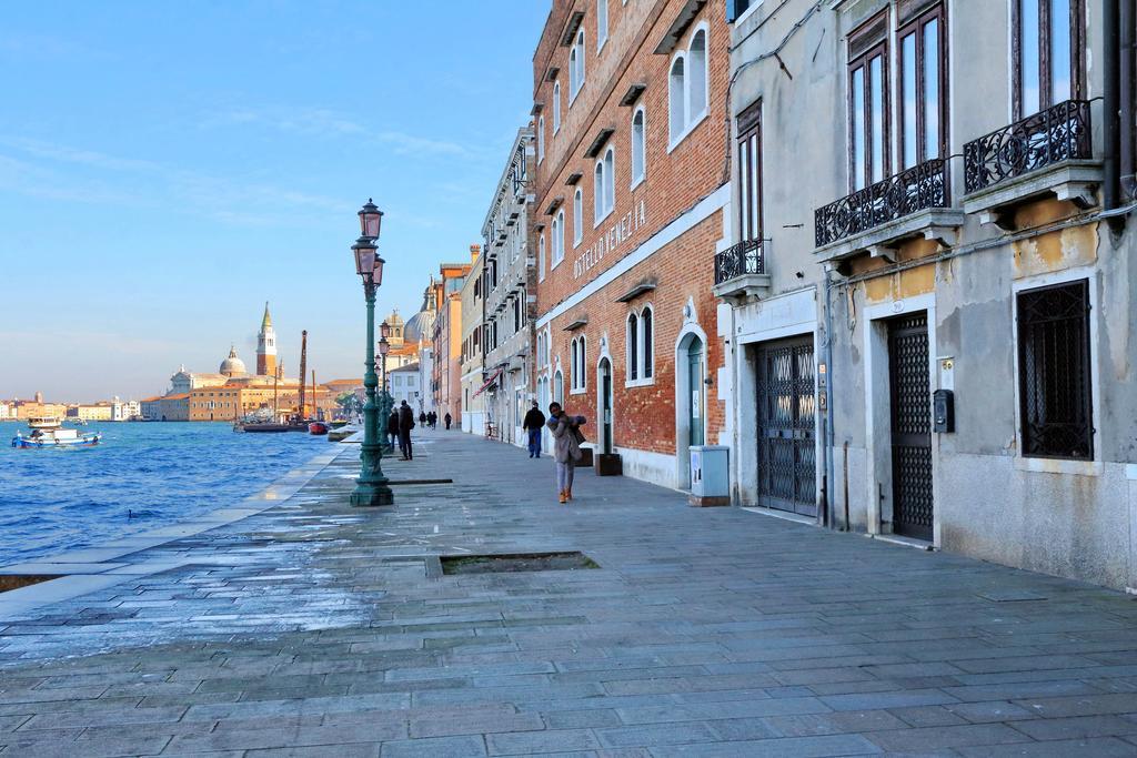 Charmsuite Palladio Venice Room photo